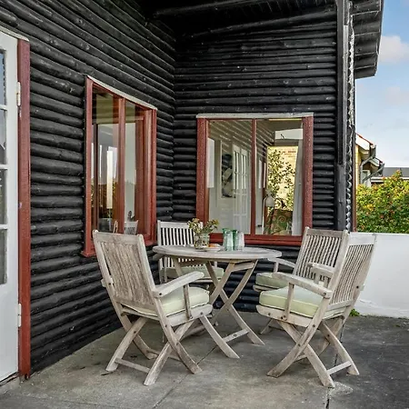 Дом отдыха Beautiful In With 2 Bedrooms *